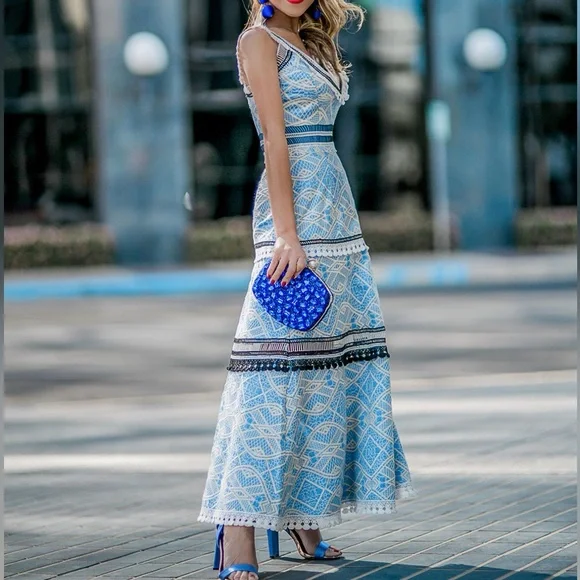 GIANNI BINI Mona Tiered Crochet Lace Blue & White Midi Dress - Picture 3 of 15